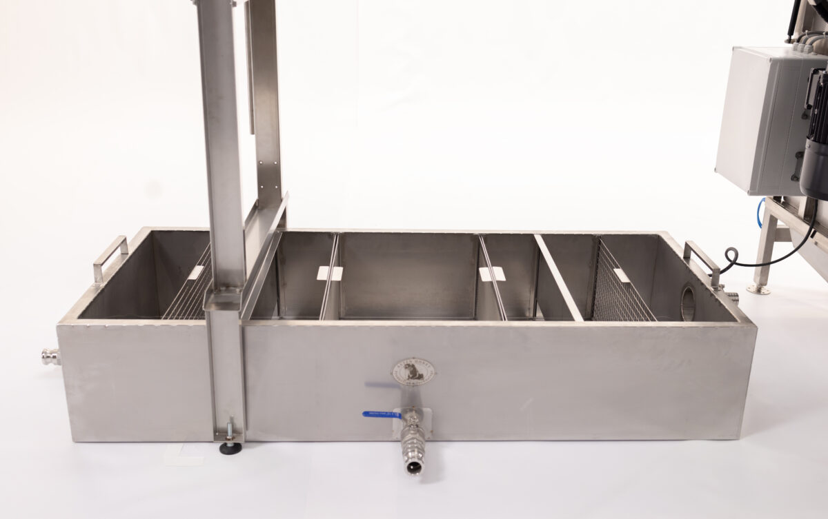Automatic honeycomb uncapping and extracting line 80 - Image 9